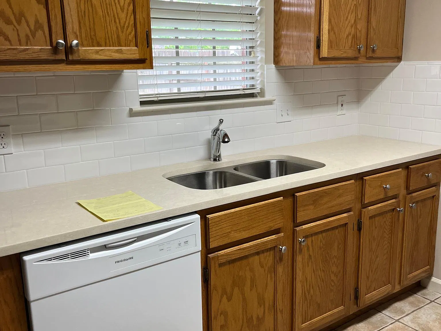 865 Crestliner Dr — Photo 3