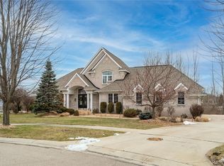 14250 Wright Dr, Linden, MI 48451