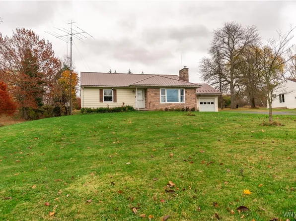 808 Mill Rd, East Aurora, NY 14052