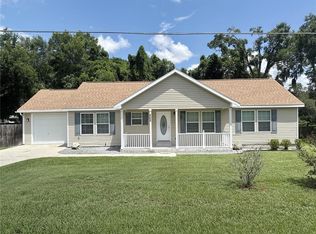 202 Gibson St, Lady Lake, FL 32159