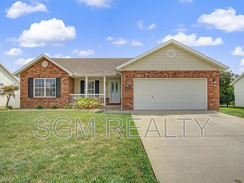 1116 Maplewood Ln