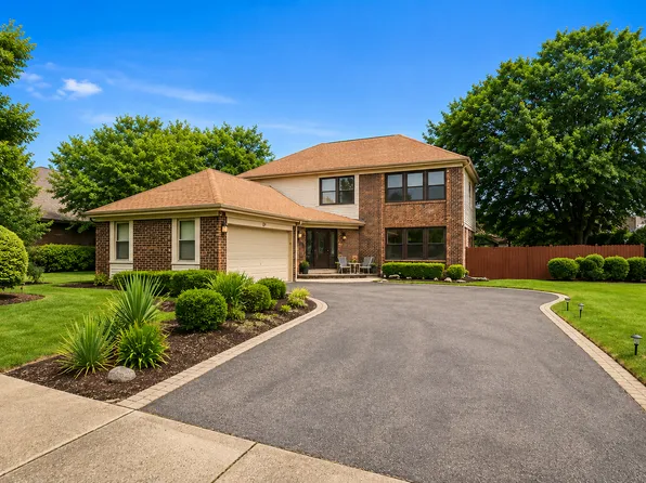 25 Birchwood Ave, Deerfield, IL 60015
