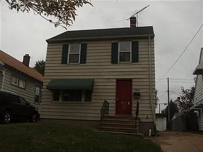 10802 Thrush Ave photo 1