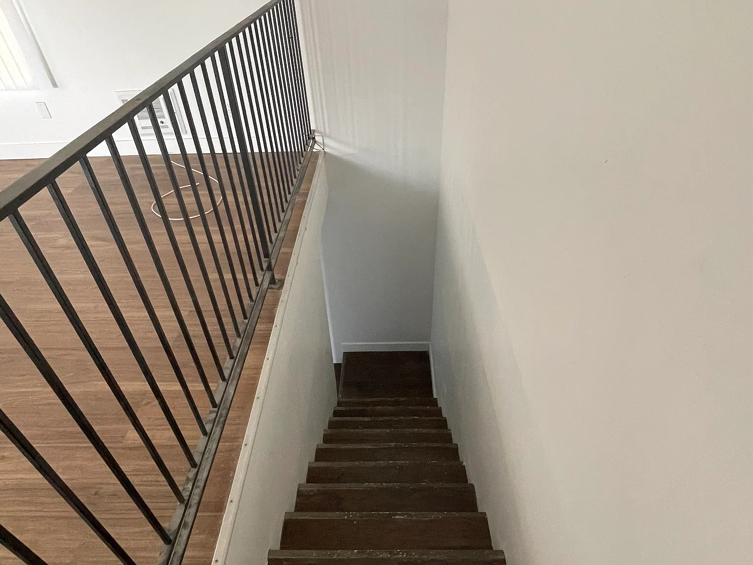 3 bed, 1050 sqft, $3,195 — Photo 4