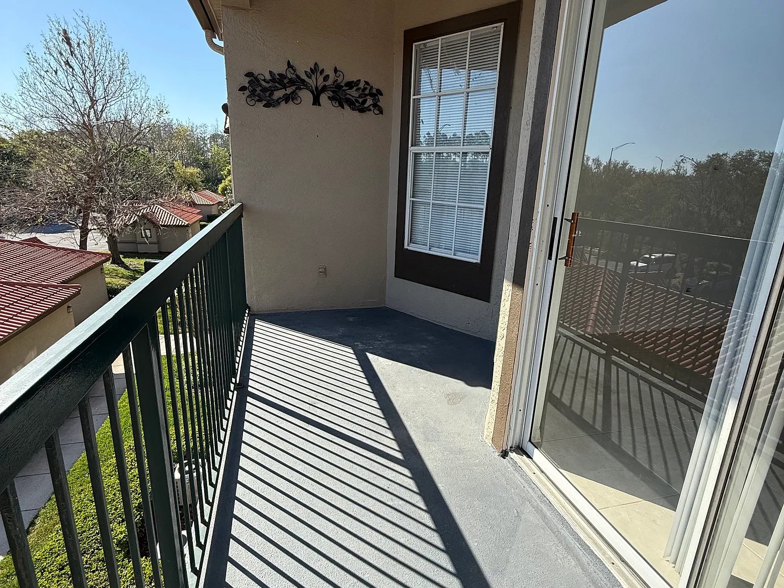 2 bed, 1.5 bath, 1200 sqft, $1,780 — Photo 2