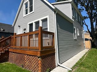 8425 S Escanaba Ave, Chicago, IL 60617