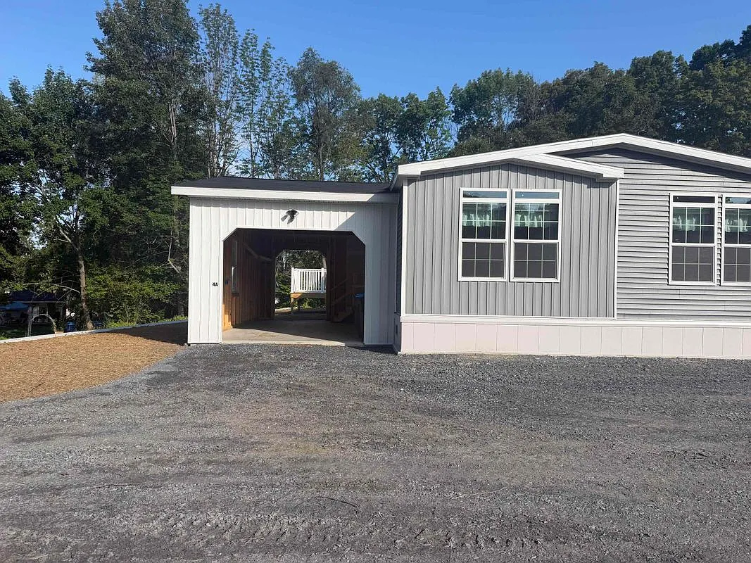 2 bed, 2.0 bath, 1000 sqft, $2,500 — Photo 2