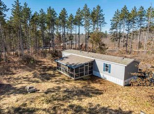 N1120 Deer Run Ct, Lyndon Station, WI 53944