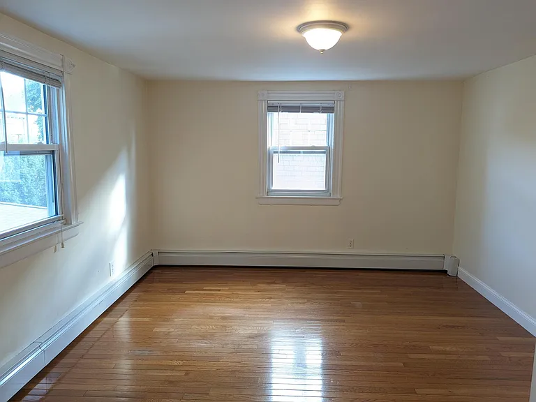 52 Quincy St #2 — Photo 10