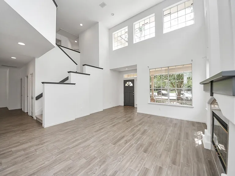 103 E Lakeridge Dr — Photo 27