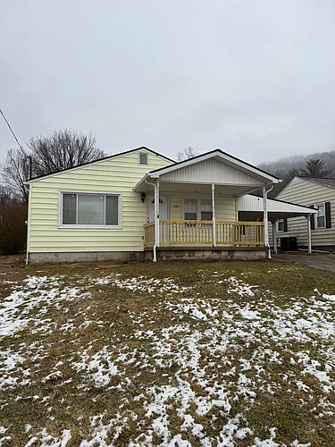 1193 Hogan St Photo 1