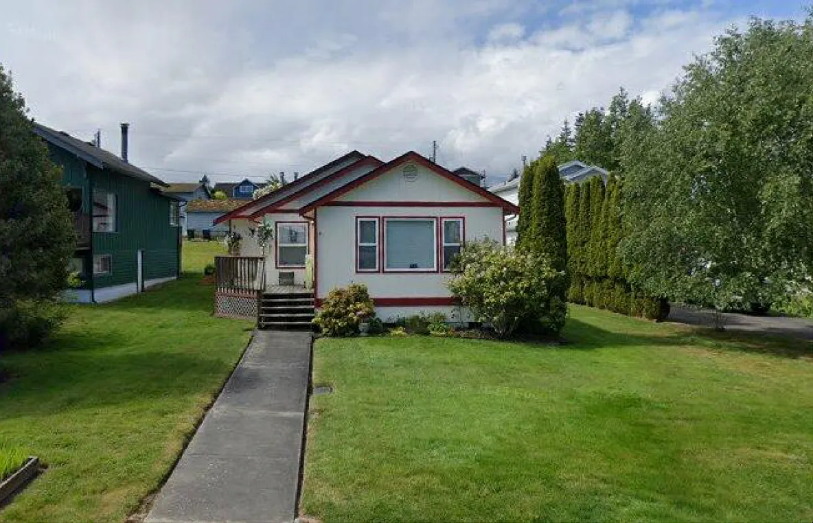 3 bed, 1444 sqft, $2,600 — Photo 1