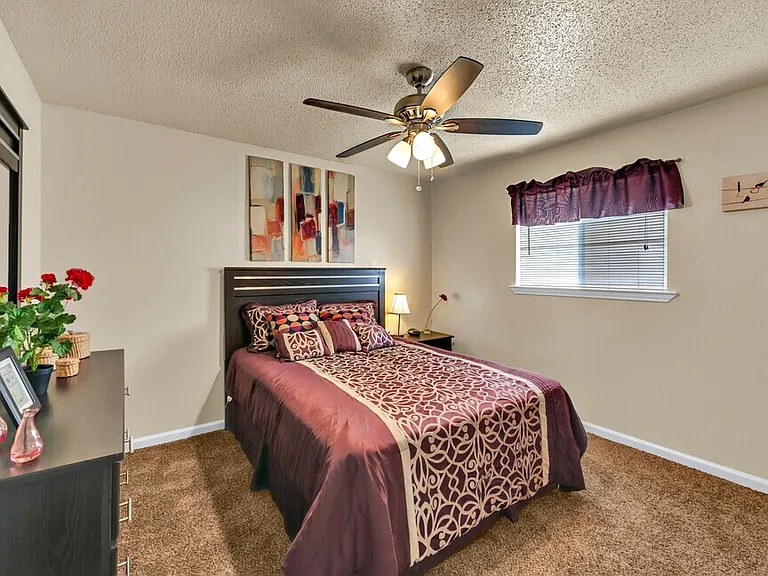Eastgate Ridge Apartments — Photo 15