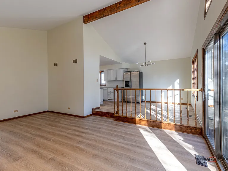 2450 Chas Dr — Photo 14