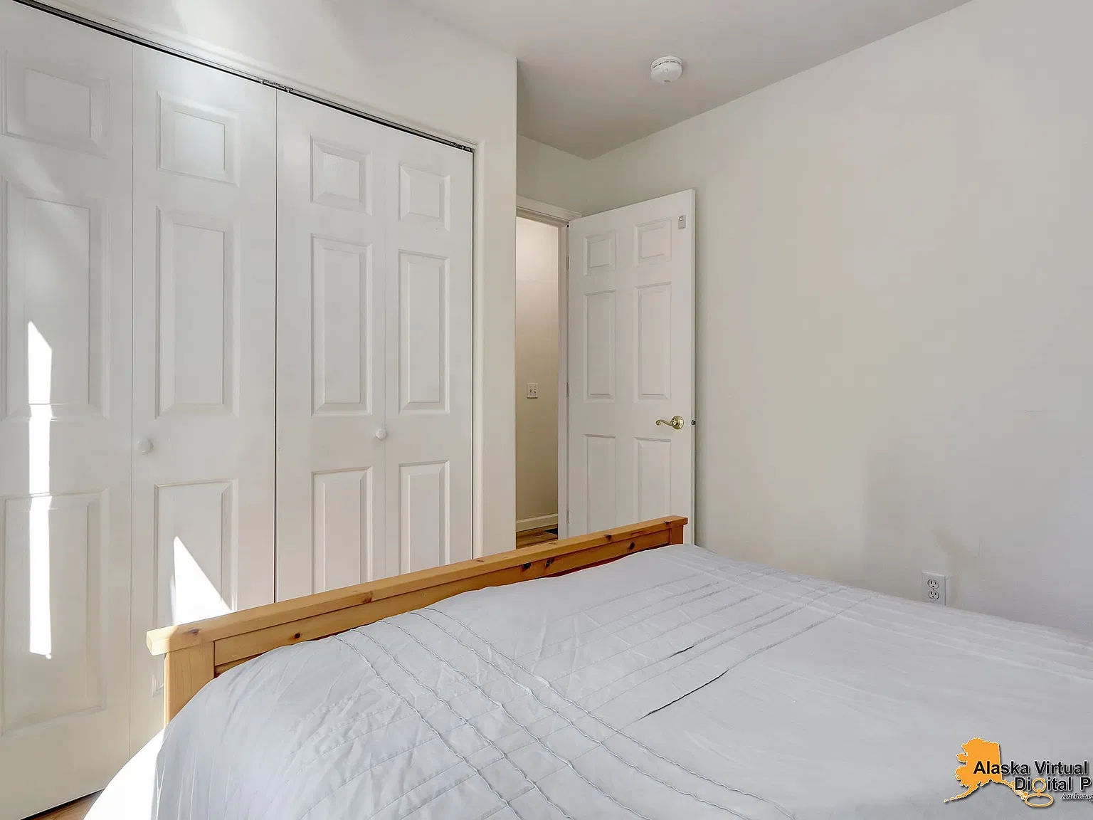 3 bed, 1650 sqft, $3,000 — Photo 2