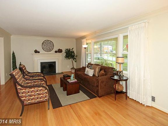 3rd image of 3614 Lido Pl