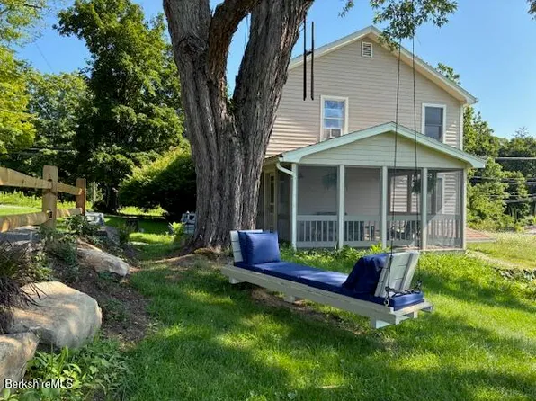 5 Seekonk Rd, Great Barrington, MA 01230