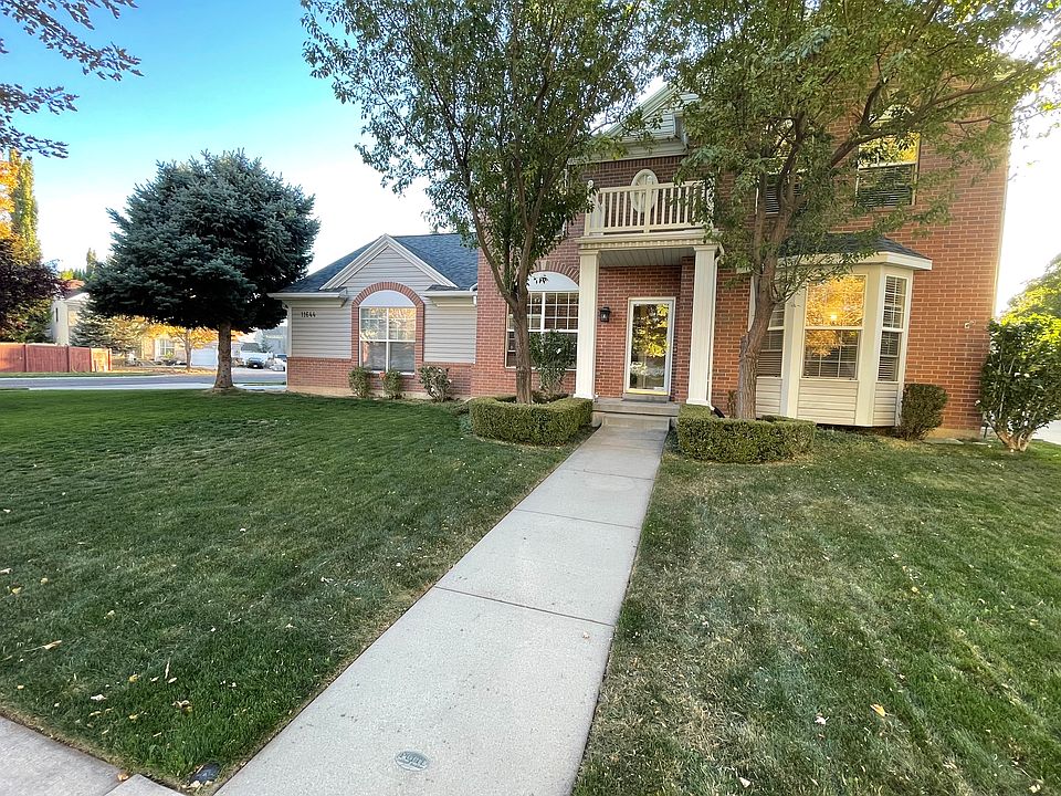 Front home with landscape