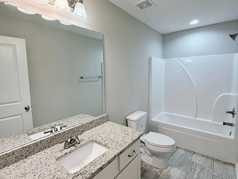 109 Taylor Leigh Ct — Photo 17