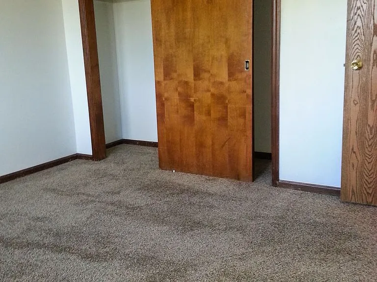 5203 Huntington Ave — Photo 7