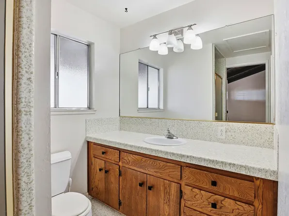 559 Cherry Way, Hayward, CA 94541