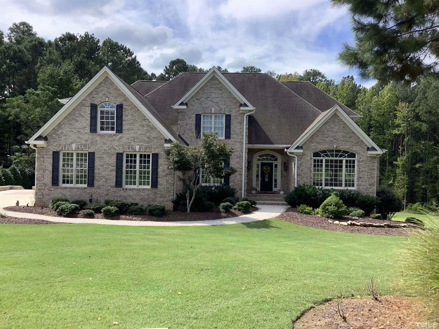 6013 Crescent Knoll Dr, Raleigh, NC 27614 | Zillow