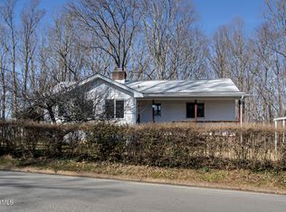 100 Orchard Ln, Oak Ridge, TN 37830