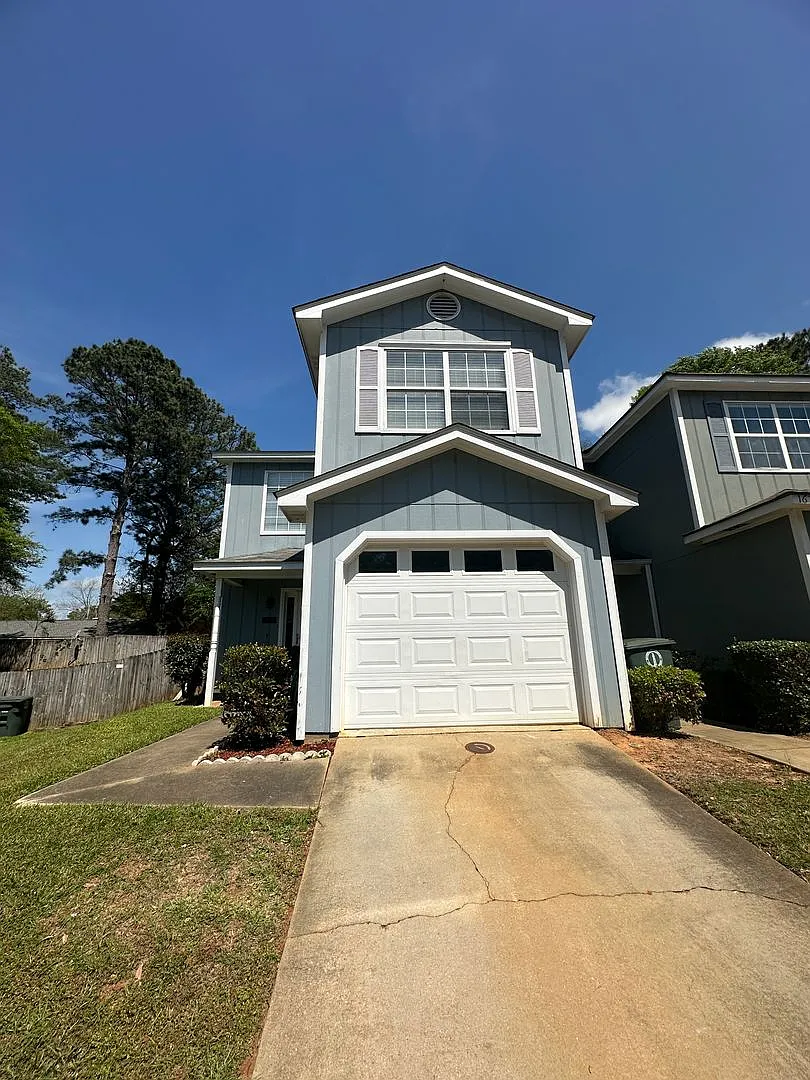 Foxhill Commons Subdivision! Fully Furnished TDY! Will Rent Furnished as a Yearly Renta W/Differe... — Photo 1