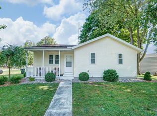 354 Jackson St, Rome City, IN 46784