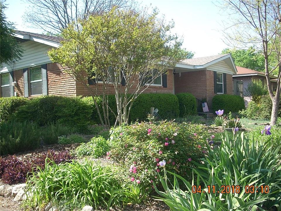 1st image of 303 Royal Ave