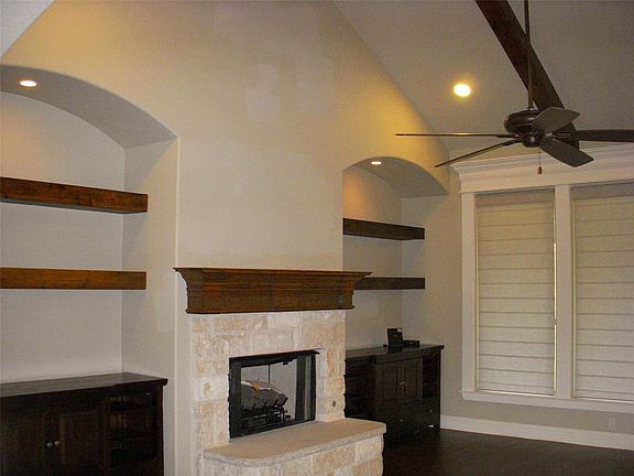 5th image of 10509 Ravenswood Rd