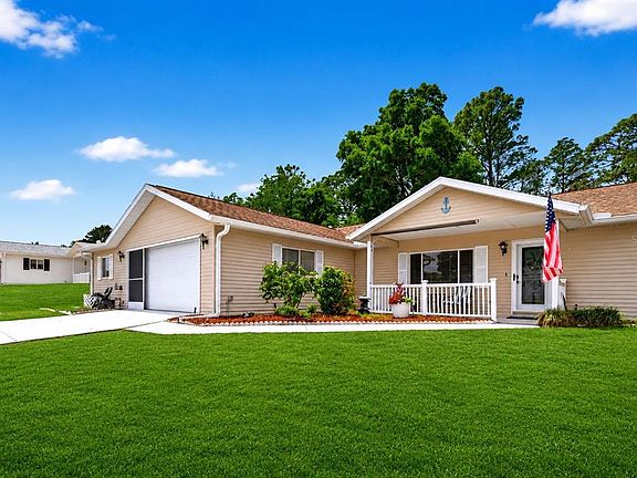 3rd image of 10668 SW 85th Ter