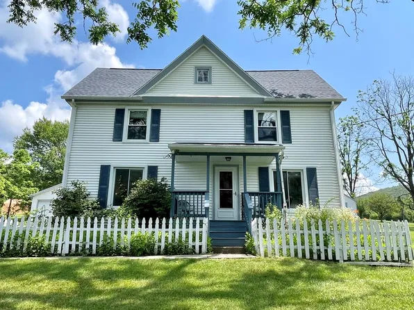 44 Sunset Rd, Wellsburg, NY 14894