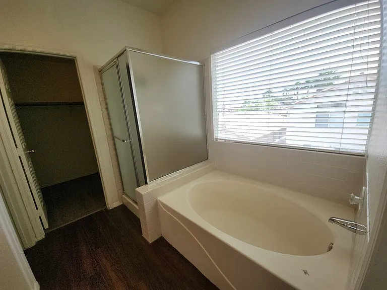 9907 Sparrow Ridge Ave — Photo 27