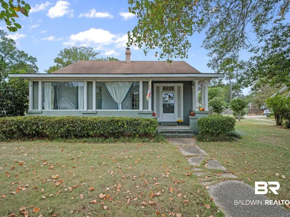 308 S Presley St, Atmore, AL 36502