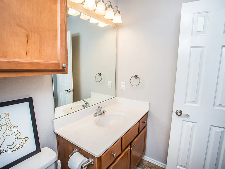 2108 Main St #4 — Photo 12