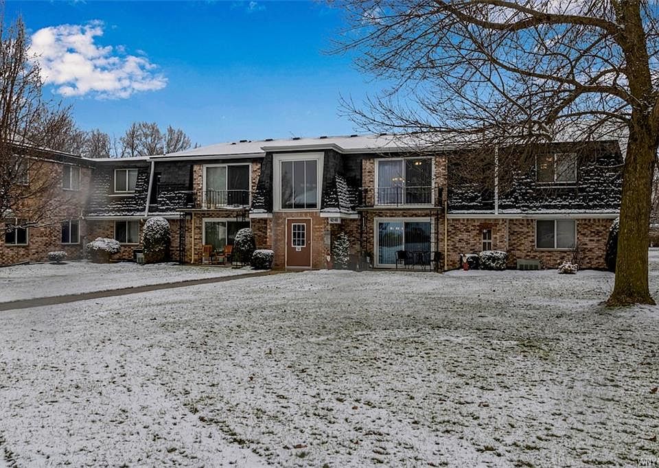 1st image of 48 Foxberry Dr S #B