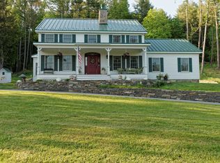 201 Crum Elbow Rd, Hyde Park, NY 12538