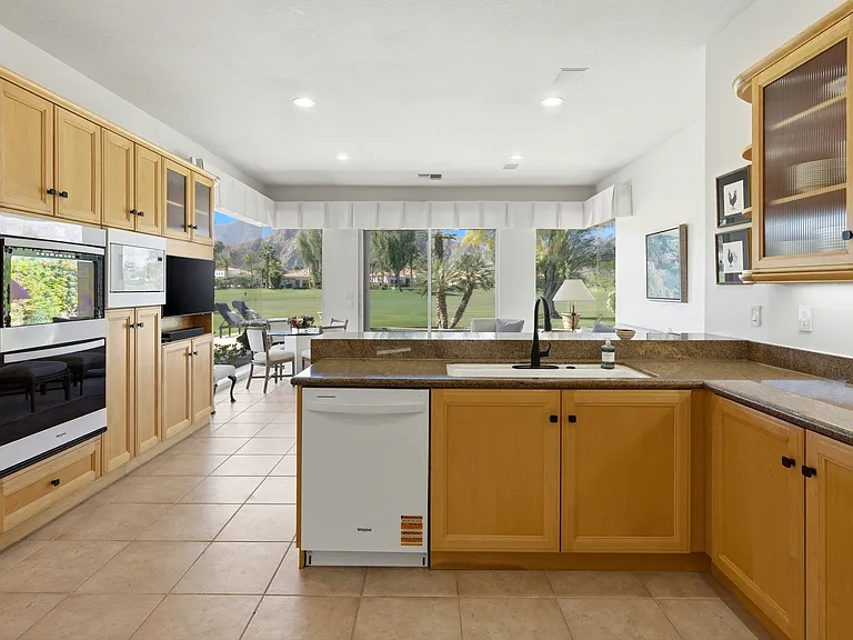 51005 Mandarina — Photo 20
