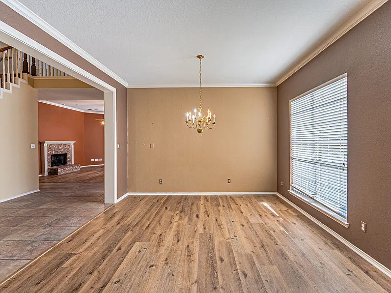 2425 Kittyhawk Dr — Photo 6
