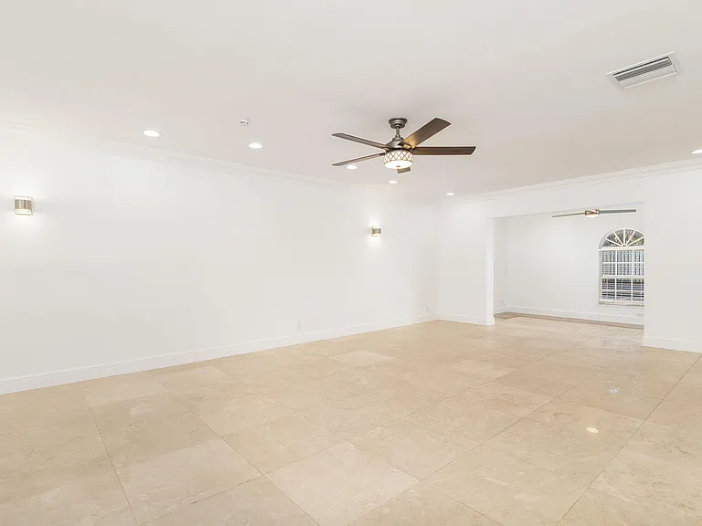 3517 N Flagler Dr — Photo 5