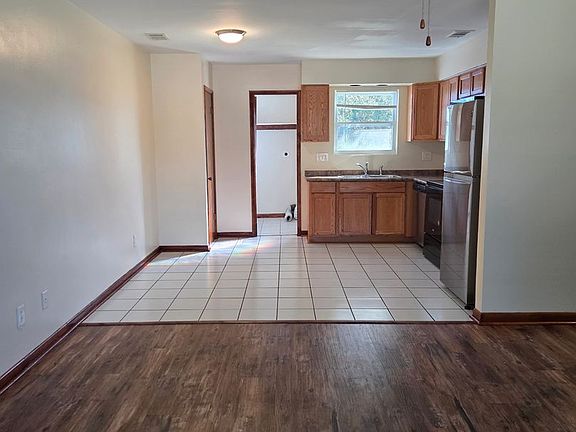 5th image of 60 Josie Rd