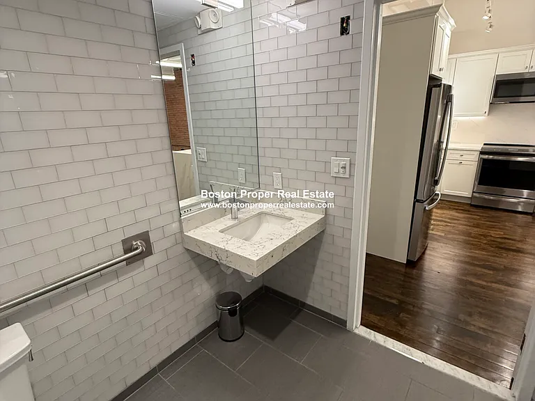 190 High St #502 — Photo 23