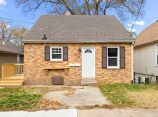 215 Stewart St, East Peoria, IL 61611