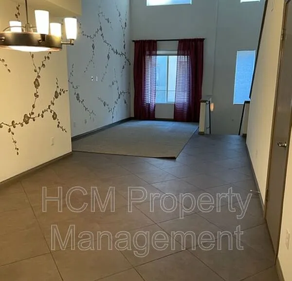 595 Rockefeller — Photo 12