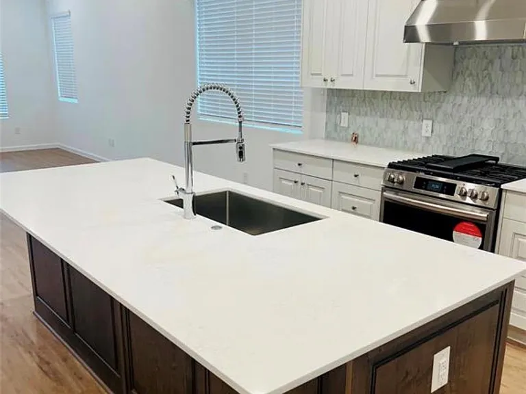 27007 Aurora Garden Ln — Photo 3