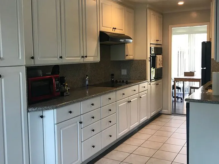 3325 Benton St — Photo 9