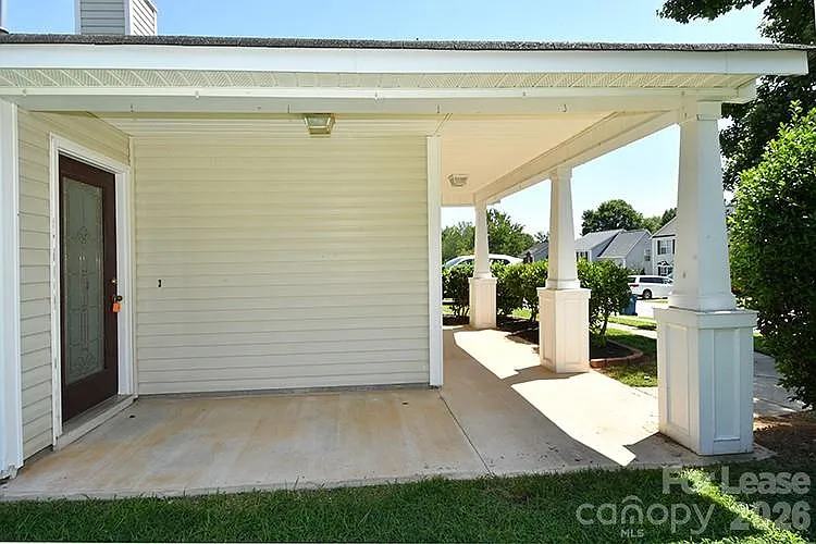 3 bed, 2.0 bath, 1150 sqft, $1,895 — Photo 4