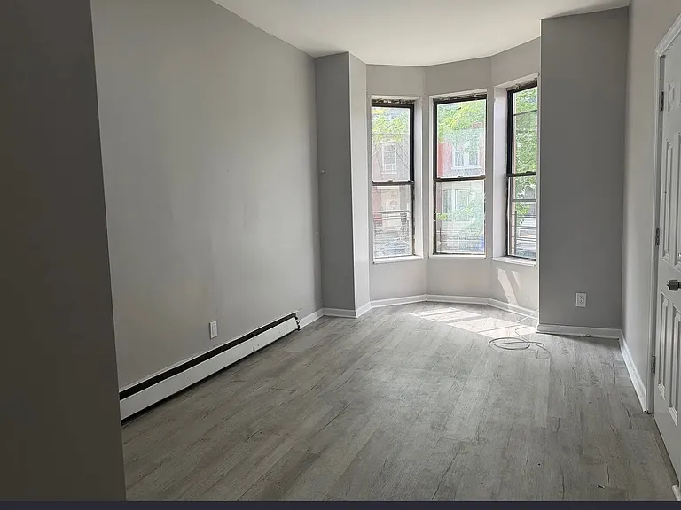 36 S 12th St #1L — Photo 3