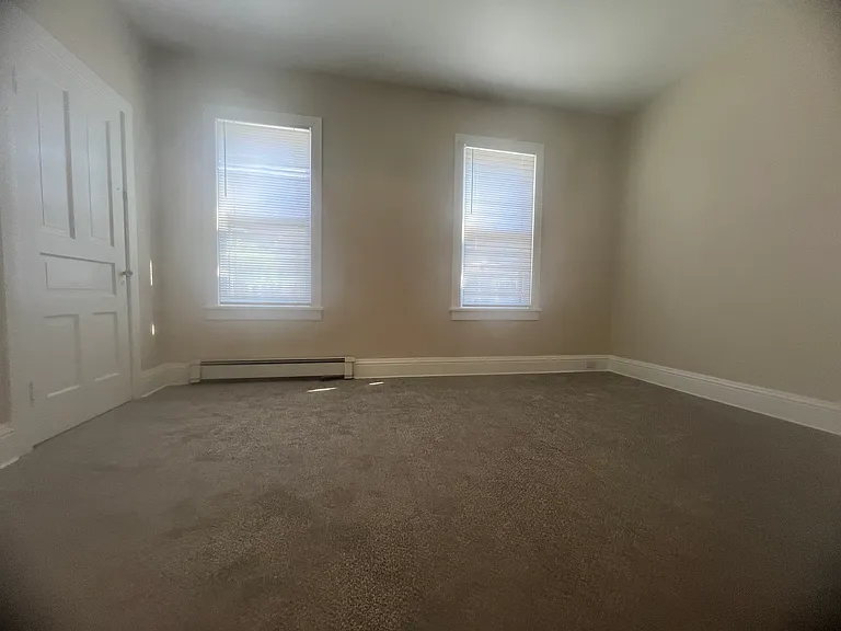 extra (3rd) room off the kitchen/dining room